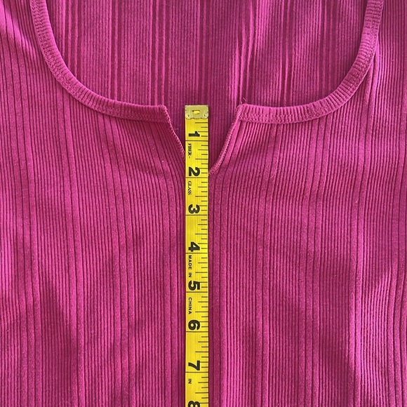 Bozzolo V-Neck Long Sleeve Crop Top - Fuchsia - Size L - Excellent Condition - Picture 9 of 10